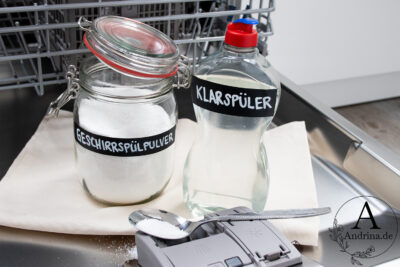 Plastikfrei spülen: Geschirrspülpulver &#038; Klarspüler ganz einfach selbst gemacht